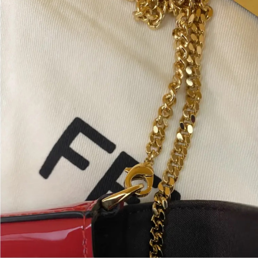 AUTHENTIC FENDI RED PATENT LEATHER WALLET ON CHAIN - Picture 14 of 14